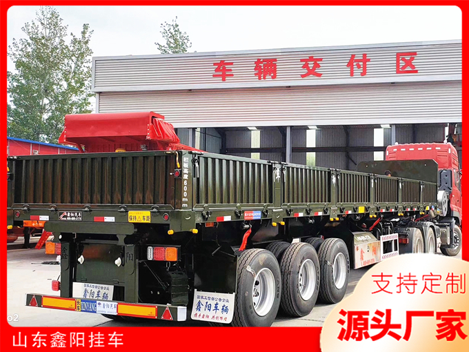 Fence semi-trailer