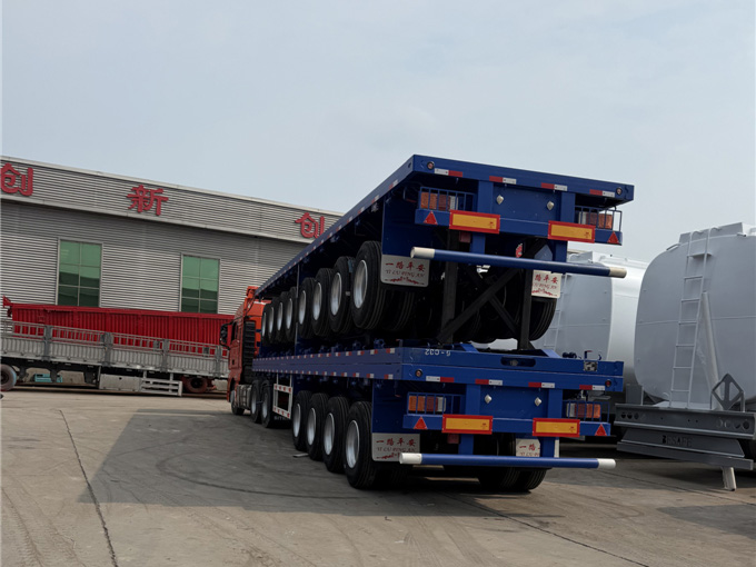 Flatbed transport semi-trailer