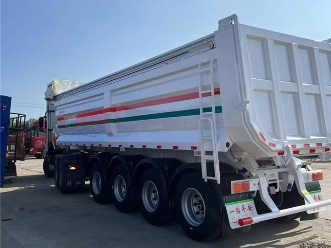 Tipping chassis